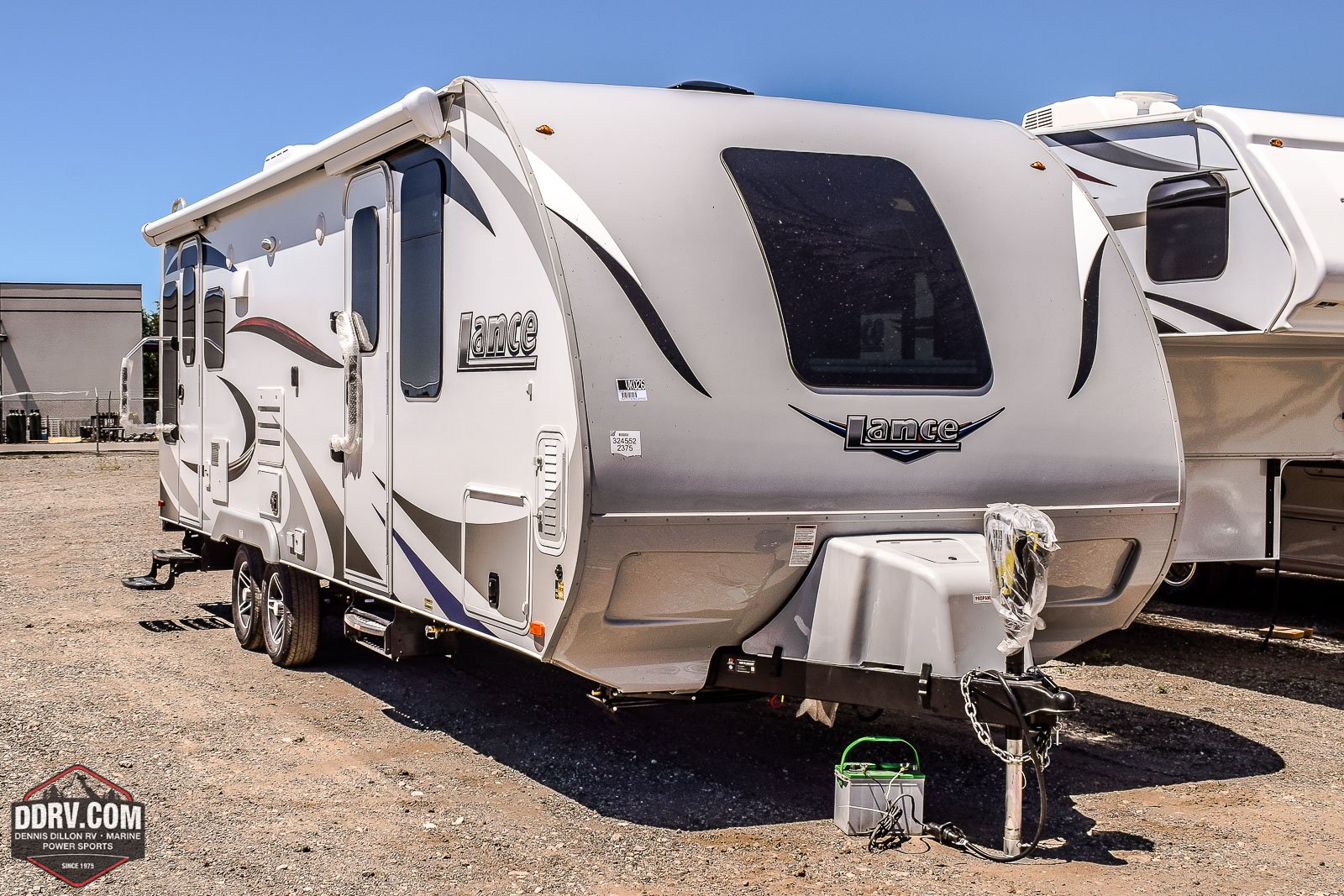 New 2019 LANCE TRAILER 2375 CCH In Boise VK026 Dennis Dillon RV