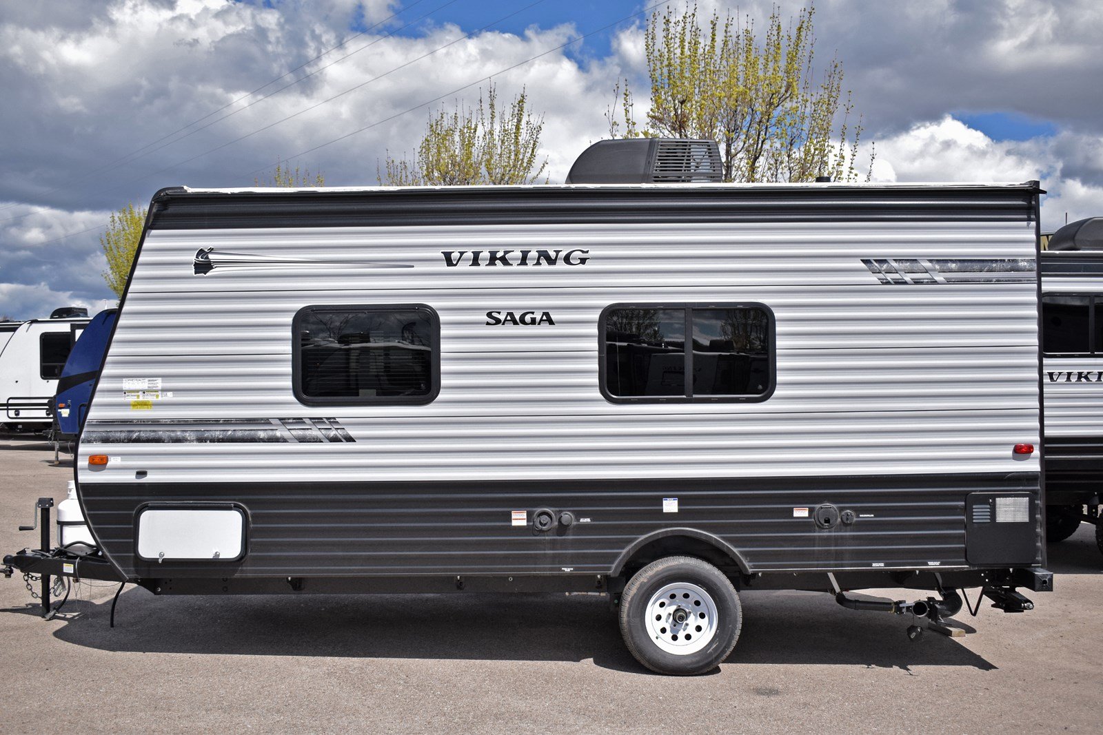 New 2019 COACHMEN VIKING SAGA 17SFQ CCH in Boise #YK192 | Dennis Dillon ...