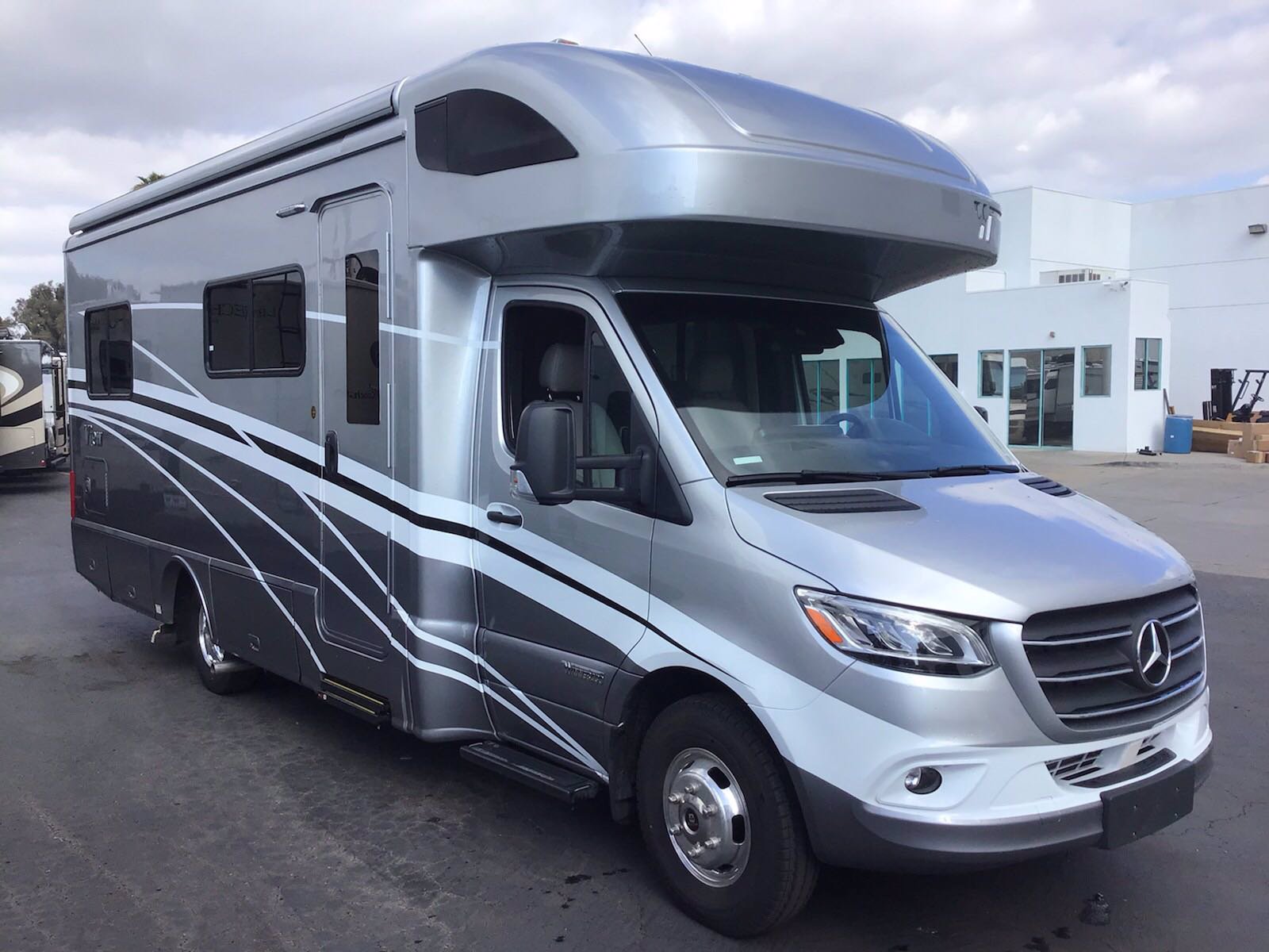 New 2020 WINNEBAGO VIEW 24V MH in Boise GL116 Dennis Dillon RV